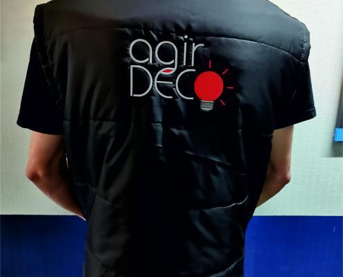 Broderie sur bodywarmer pour Agir Déco - Zoom sur le visuel